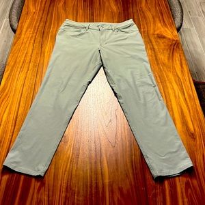 Lulu Lemon athletic ABC Pants 34x32 Color: olive green